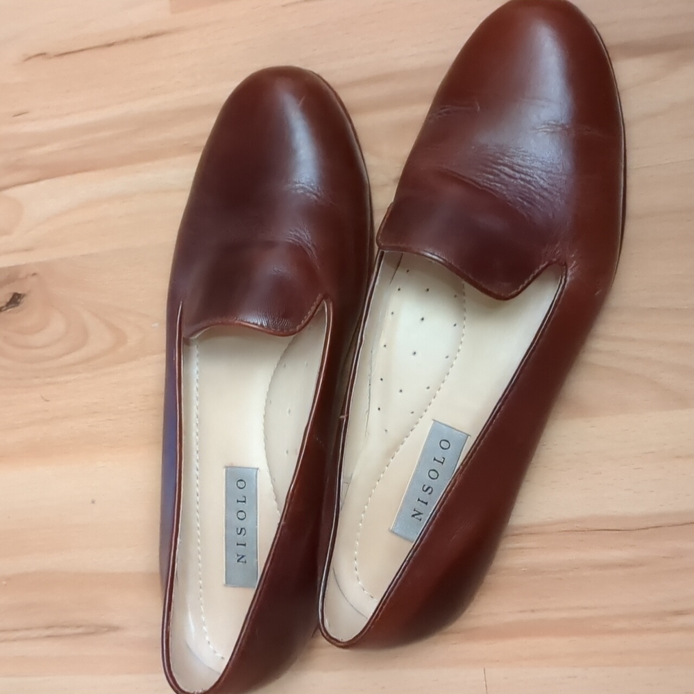 Nisolo woman's loafers